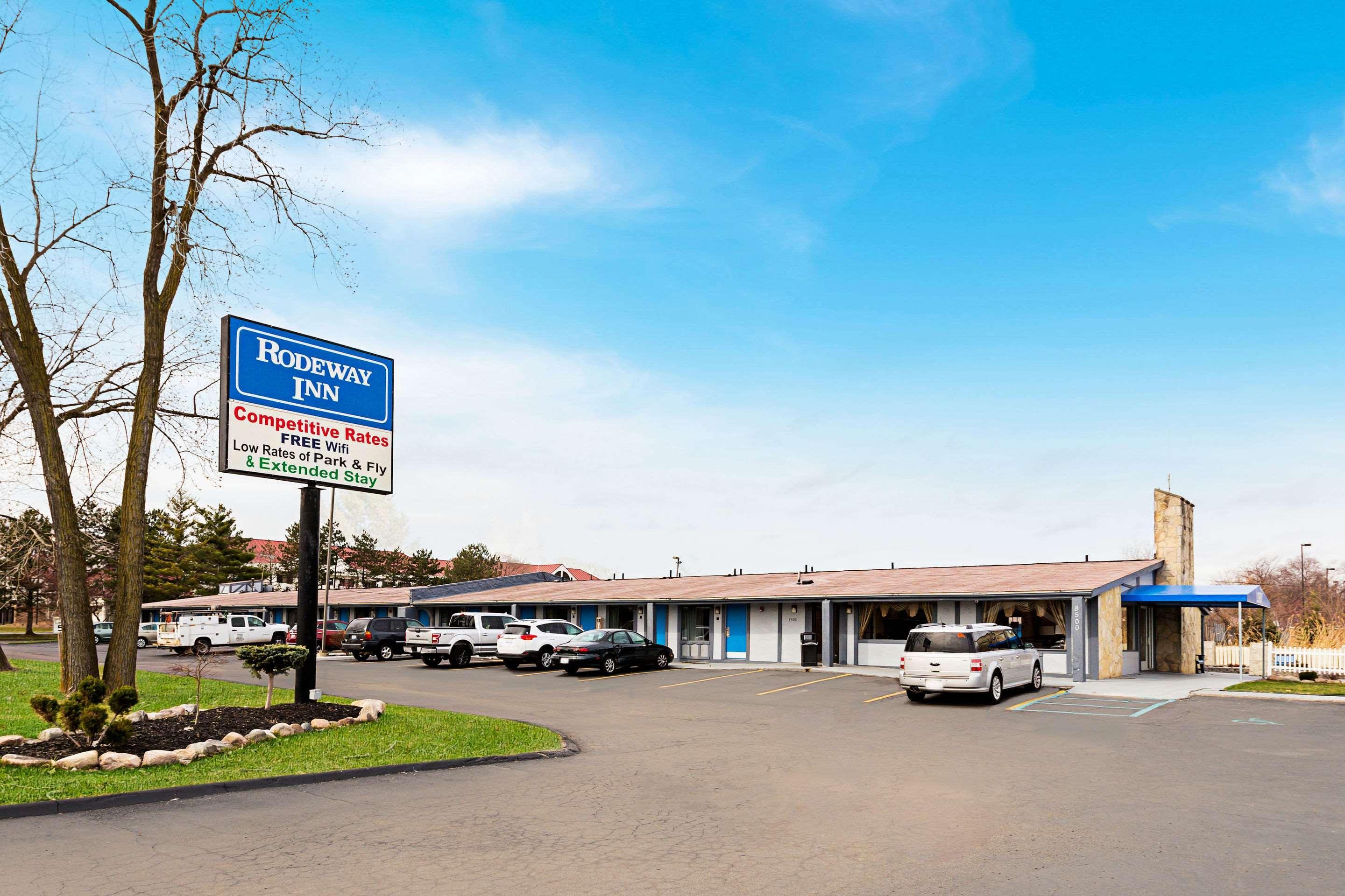 Rodeway Inn Metro Airport Ромулус Экстерьер фото